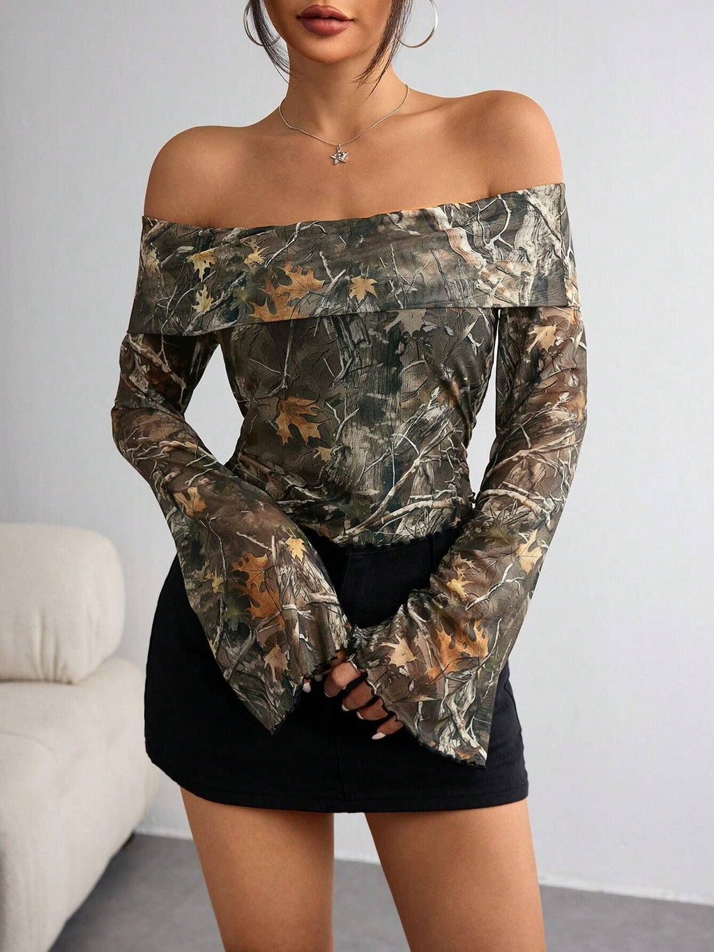 Women's Mesh Printed Off-Shoulder Long Sleeve Fitted Top Olive – AdriaPulse
