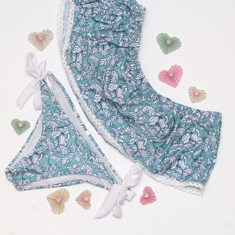 Geblümtes trägerloses Carmen-Bikini-Set | Damen Schlitz-Bademode – Hellblau