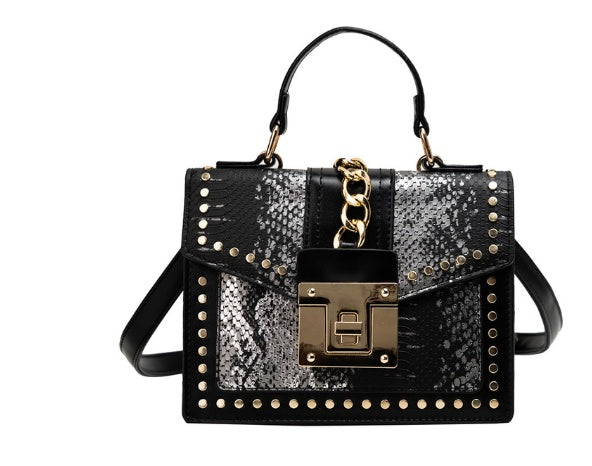 Women's Alligator Pattern Shoulder Bag PU Leather Crossbody Handbag – Beige | AdriaPulse