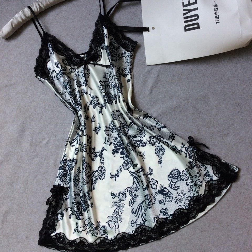 Silk Sling Pajamas  – AdriaPulse