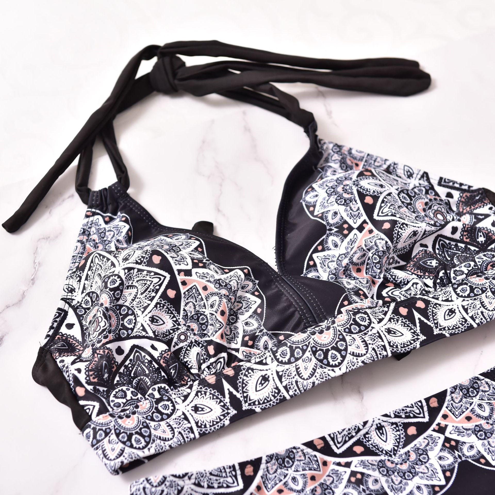 Bedruckter Split-Bikini