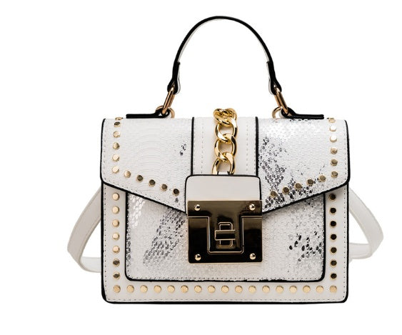 Women's Alligator Pattern Shoulder Bag PU Leather Crossbody Handbag – Beige | AdriaPulse