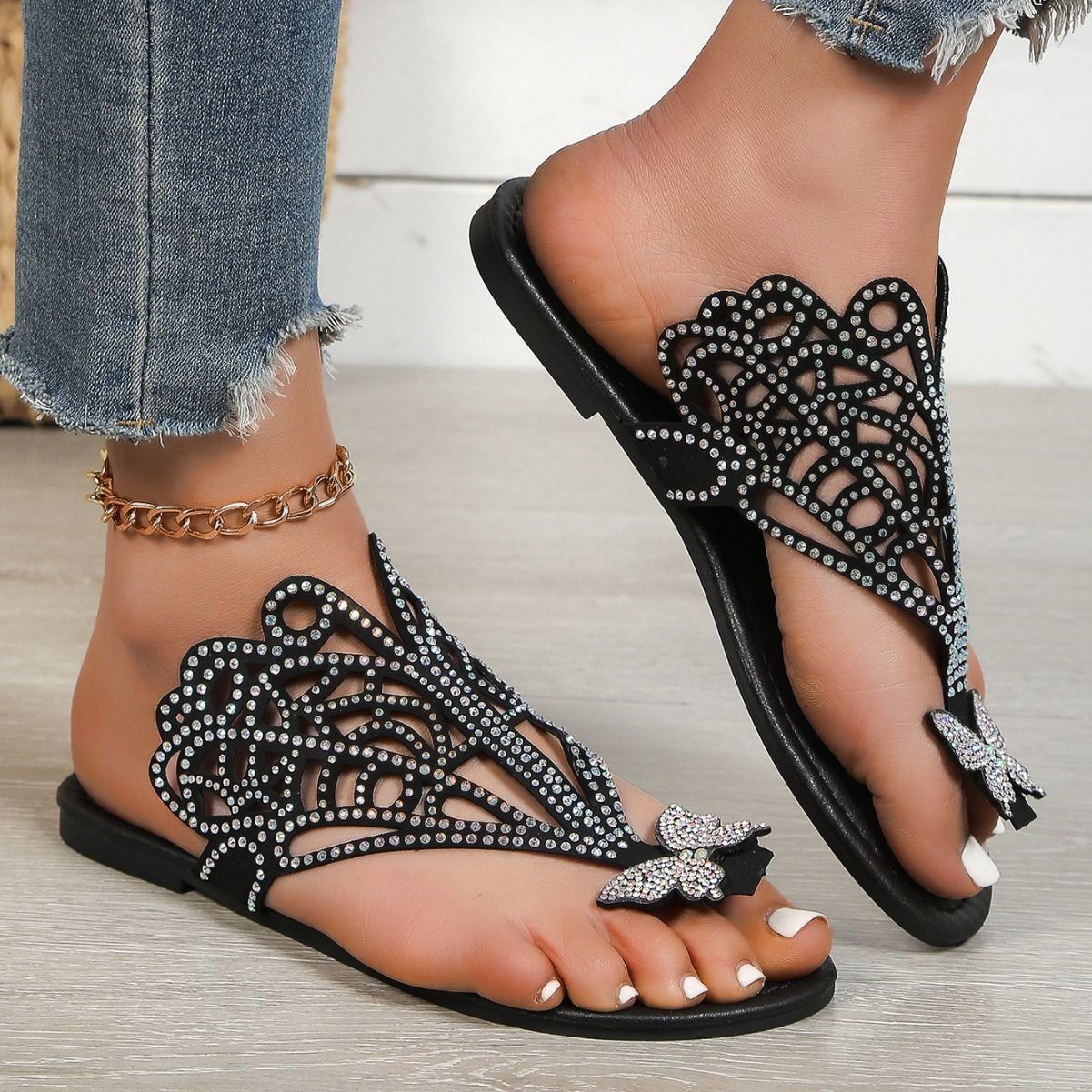 Damen Pantoletten mit Strass und flachem Absatz