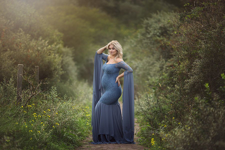 Maxikleid mit langen Ärmeln, Rüschen und Spitze | Hoch tailliertes, fließendes Kleid – Damen