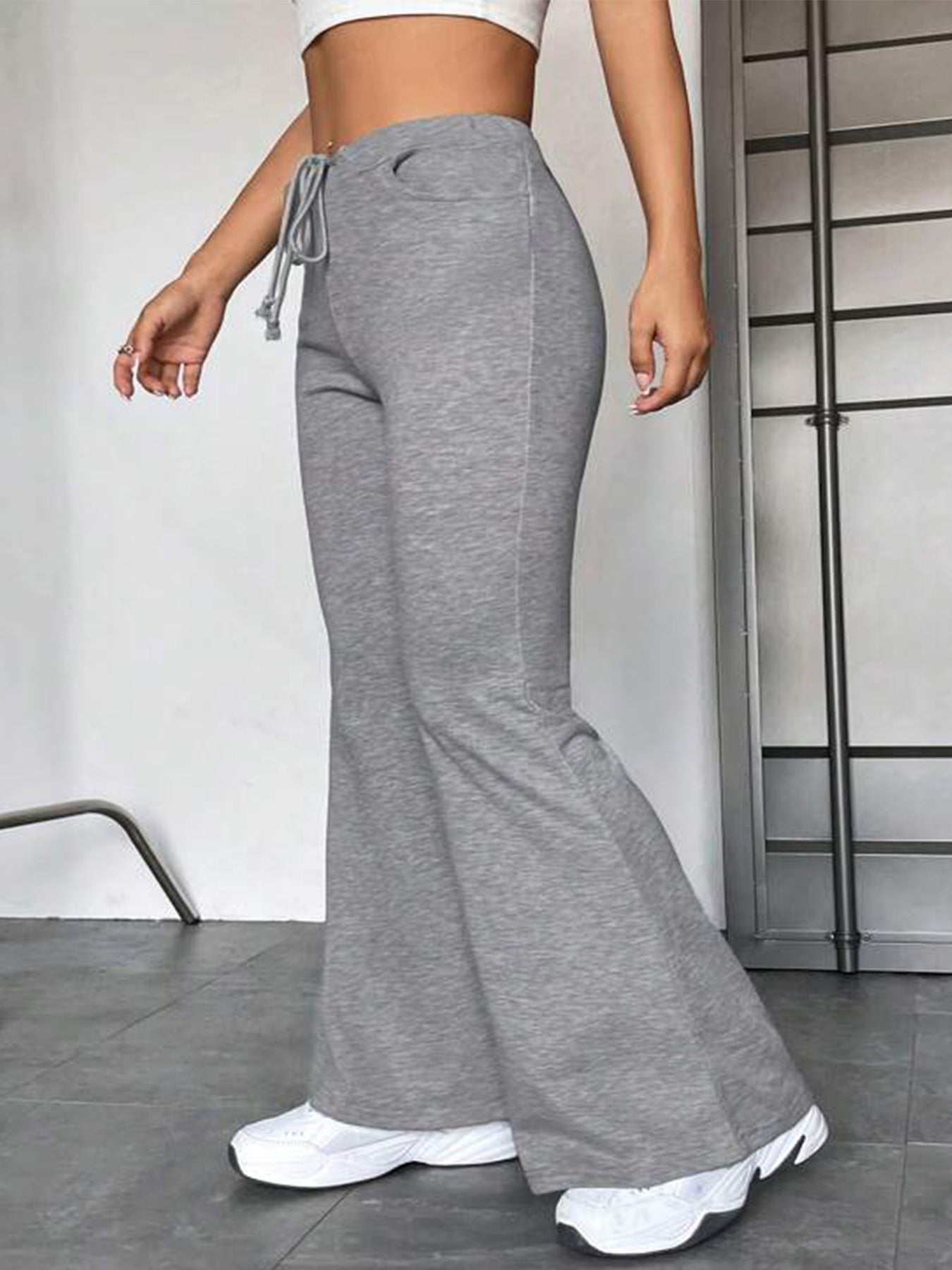 Women's Flared Yoga Pants Gray – AdriaPulse