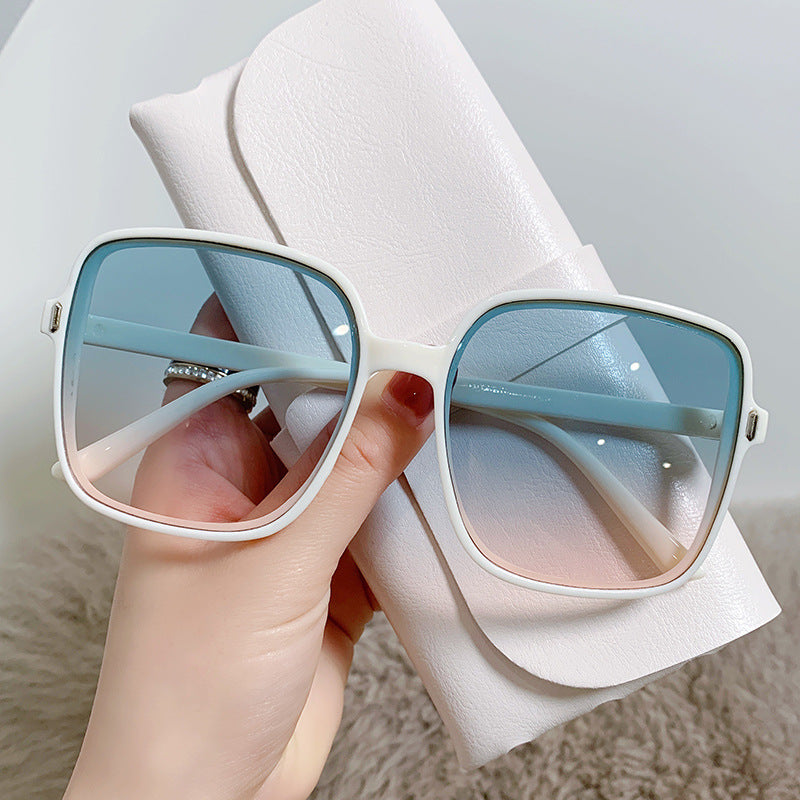Square Gradient Sunglasses | UV400 Vintage Full Frame – 7 Colors