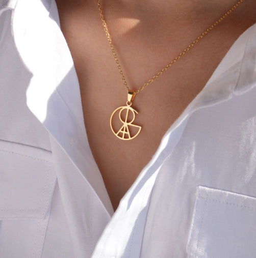 Collier Nom Lettre Acier Inoxydable Anglais Cadeau Saint-Valentin