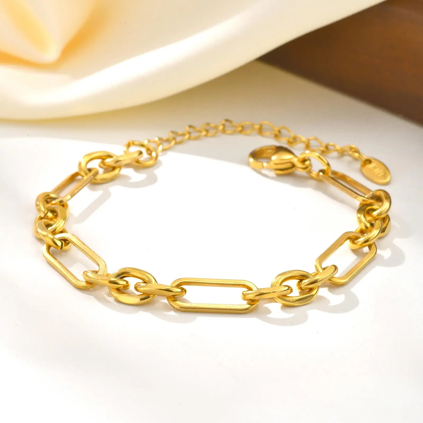 Edelstahl Quadratische Kettenarmbänder,Vergoldetes, Verstellbares Damenarmband,Geometrisches Schmuckgeschenk