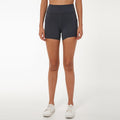 Kurze Sporthose mit hoher Taille