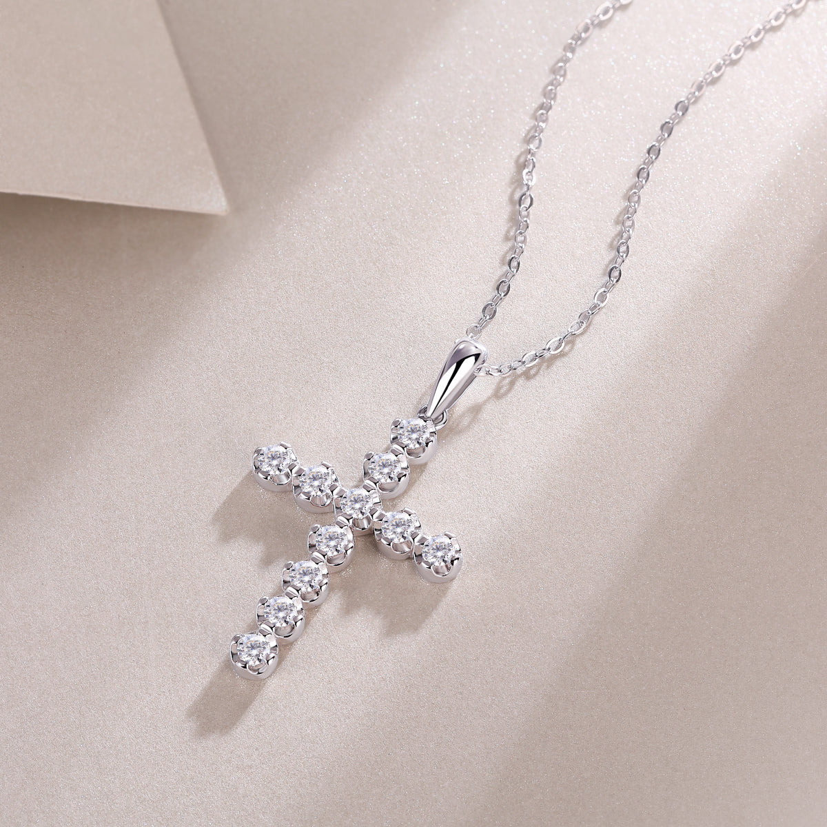 Collier pendentif solitaire moissanite – Chaîne de luxe en argent S925