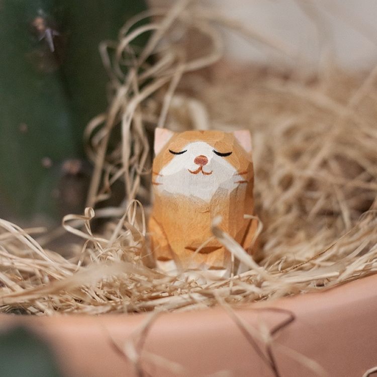Handmade Sandalwood Cat & Animal Figurine – Mini Wooden Desk Ornament