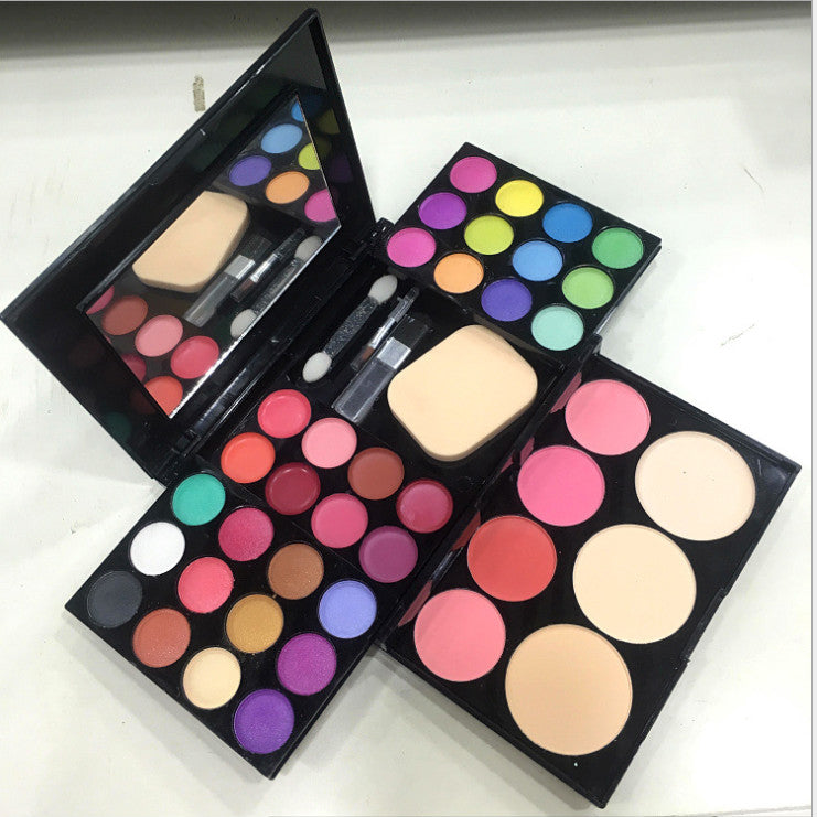 Komplettes Make-up-Set – 3-lagige Make-up-Box mit 24-Farben-Lidschatten, 8 Lippenstiften, Rouge, Puder & Pinseln