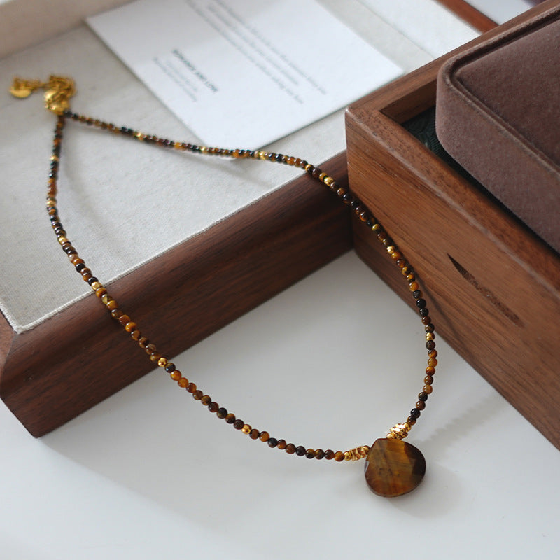 Women's Retro Beaded Clavicle Necklace – Geometric Pendant | AdriaPulse