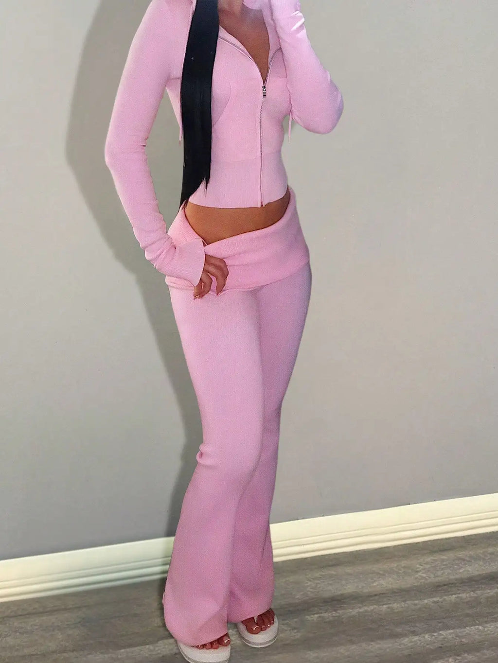 Pinkfarbener Damen 2-teiliger Kapuzen-Crop-Top & ausgestellte Hose Set, lässiges Sport-Outfit für den Herbst