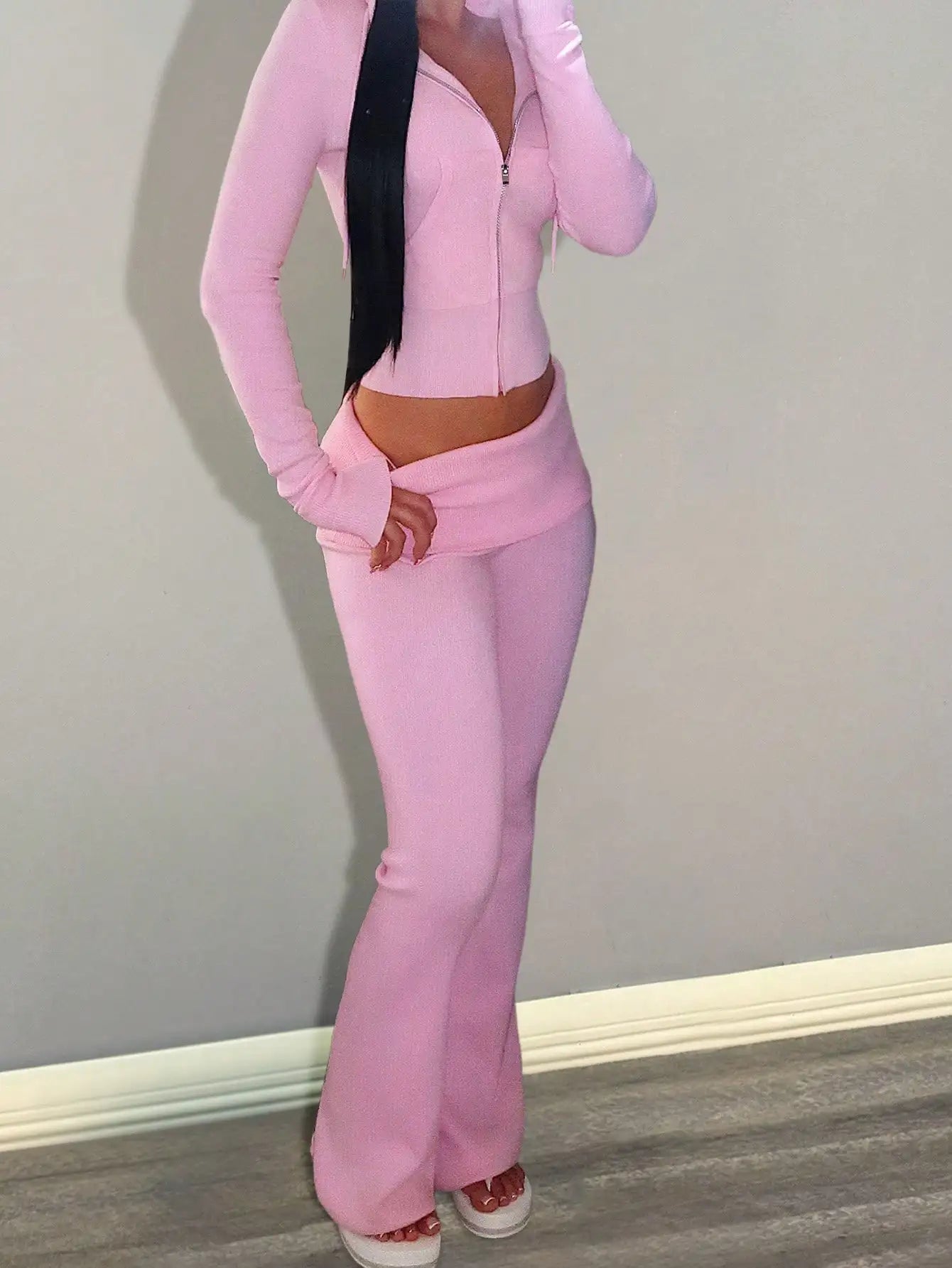 Pinkfarbener Damen 2-teiliger Kapuzen-Crop-Top & ausgestellte Hose Set, lässiges Sport-Outfit für den Herbst