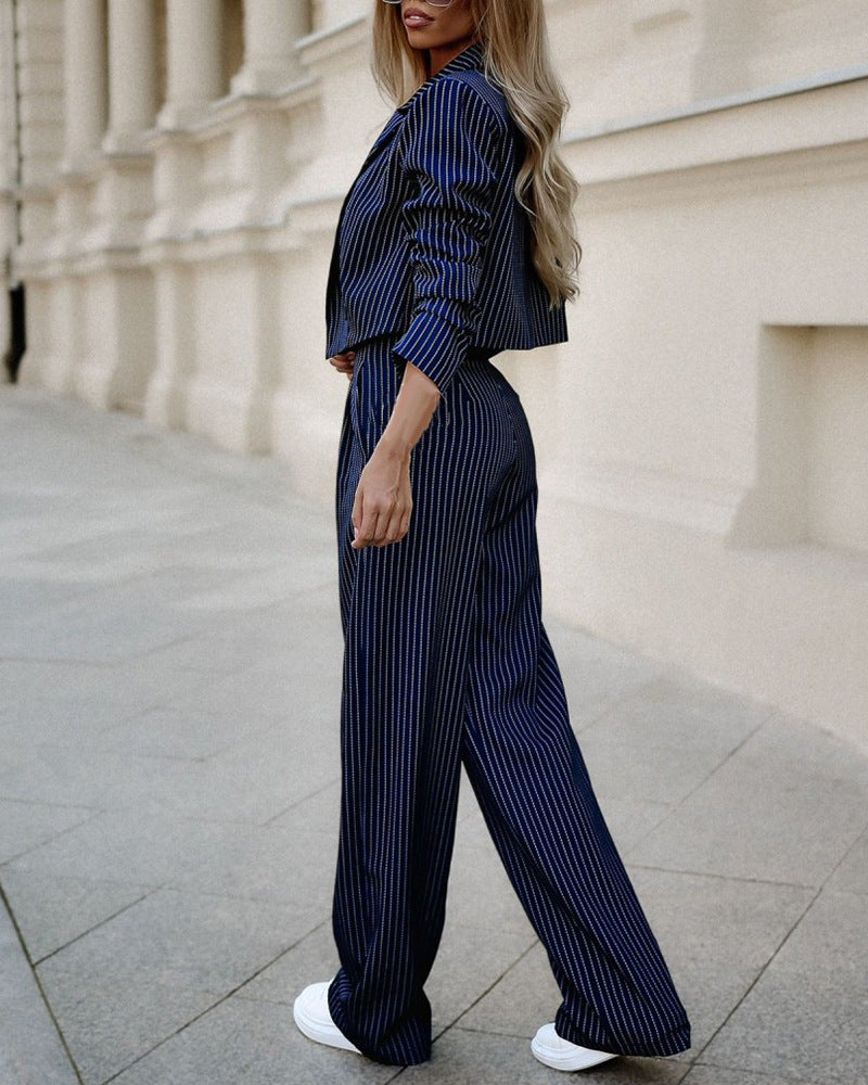 Ensemble deux pièces rayé pour femme – Haut court à revers et pantalon droit