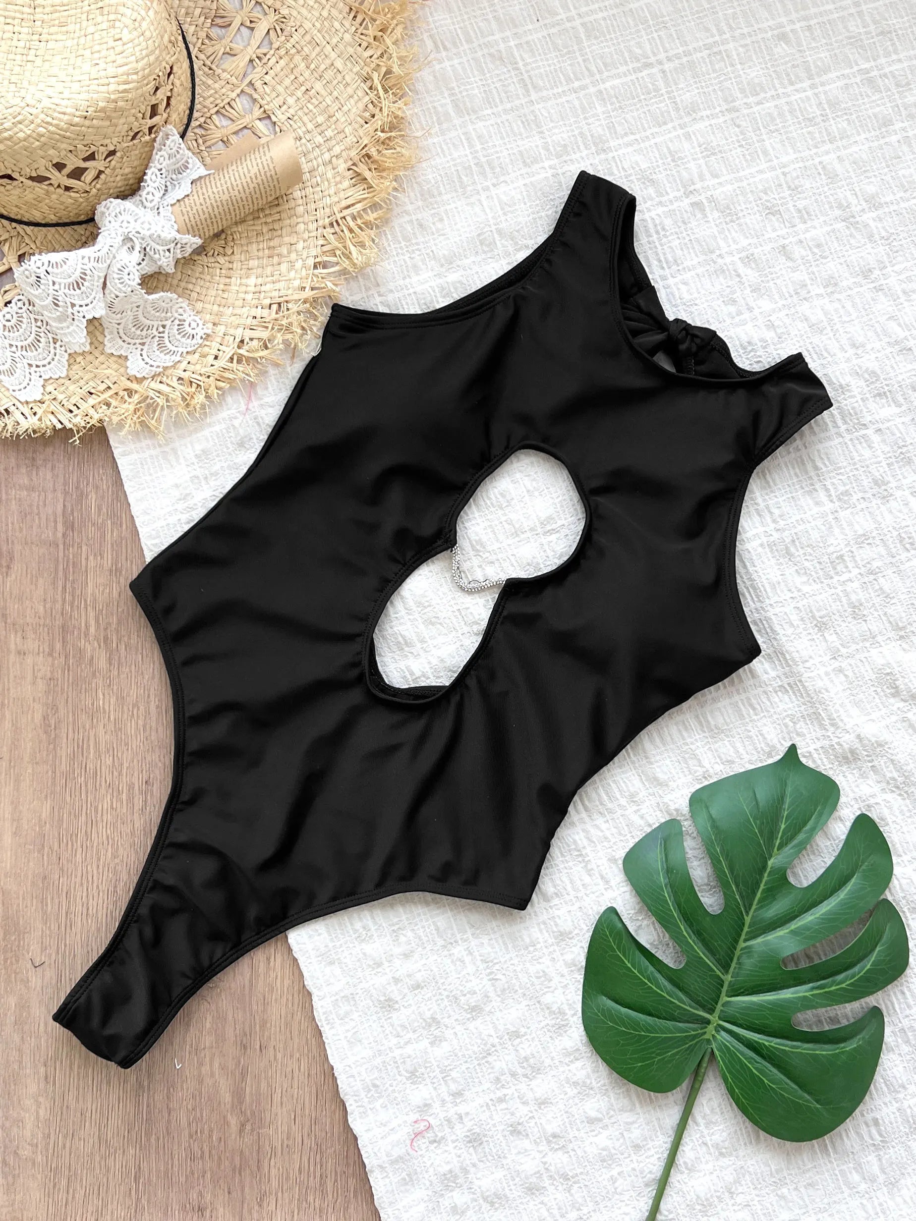 Sexy Cut-Out Damen-Badeanzug 2024 Trend Sportlicher Stil Bademode Ärmellose Badeanzüge Rückenfreie Monokinis Damen Urlaubsstrandbekleidung