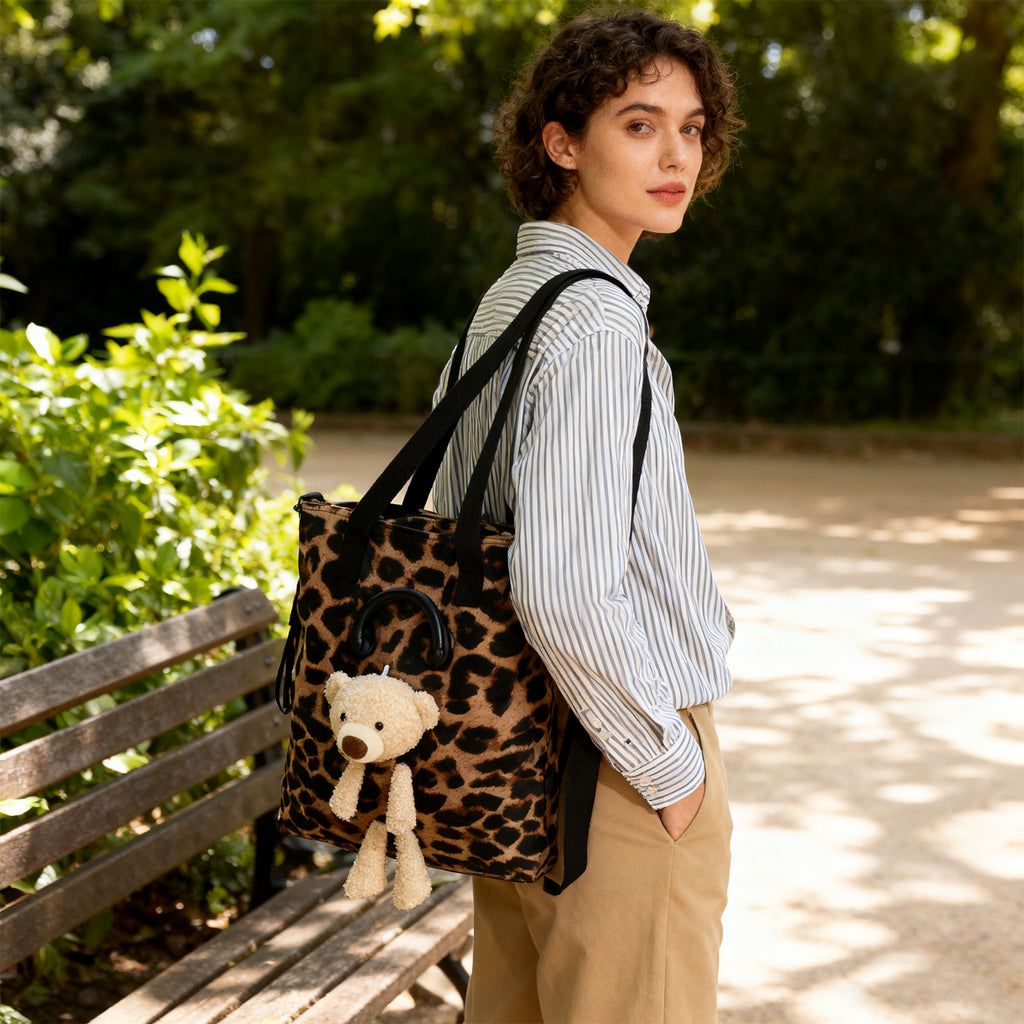 Bear tote bag in coffee color — cute aesthetic canvas shoulder bag for women and girls, perfect for everyday carry