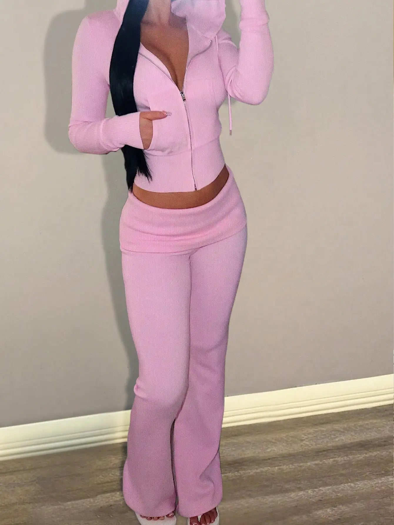 Pinkfarbener Damen 2-teiliger Kapuzen-Crop-Top & ausgestellte Hose Set, lässiges Sport-Outfit für den Herbst