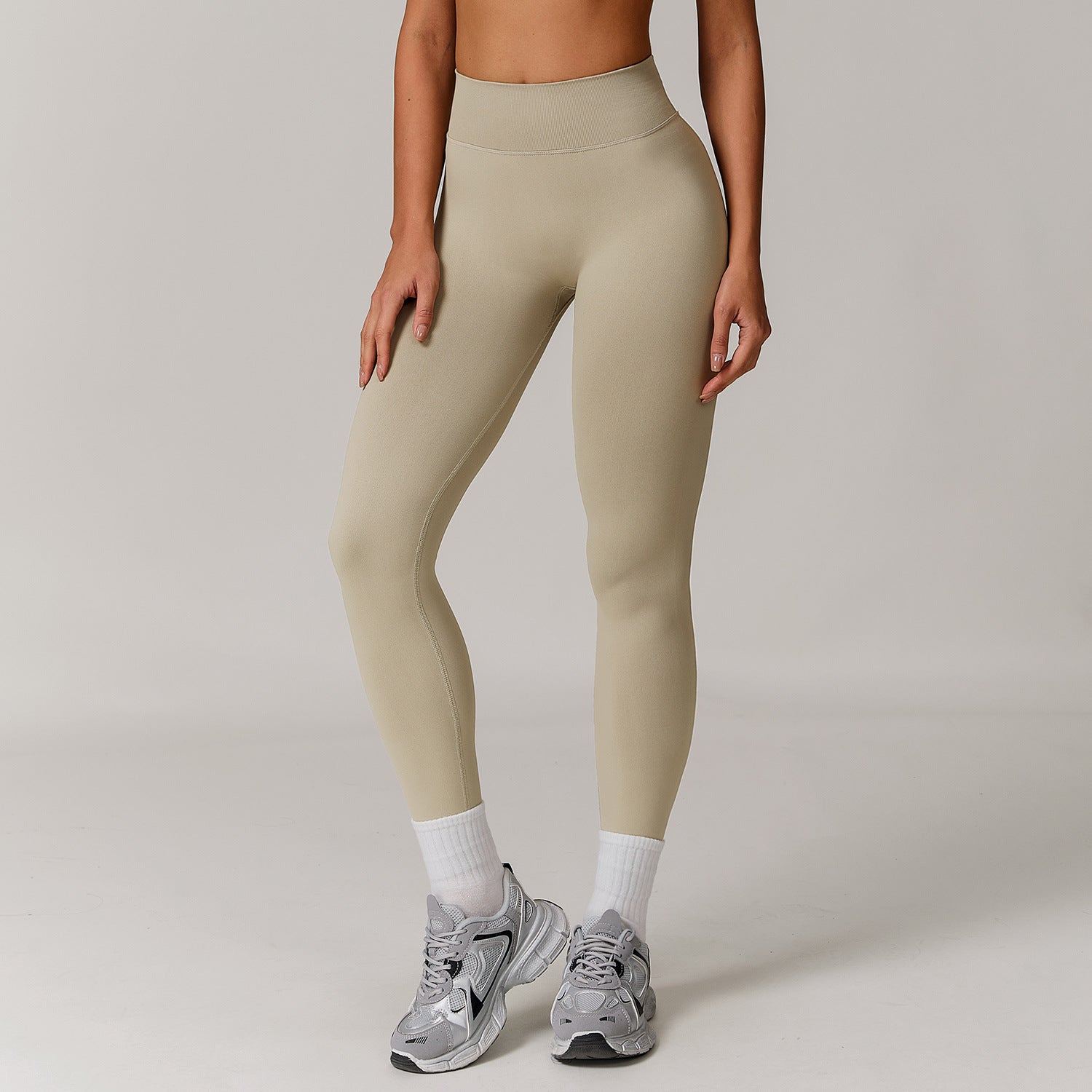 Women's Slim Fit Stretch Nylon Yoga Pants – Advanced | AdriaPulse
