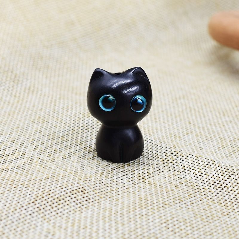Handmade Sandalwood Cat & Animal Figurine – Mini Wooden Desk Ornament