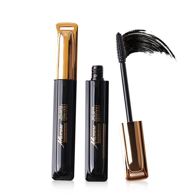 4D Waterproof Mascara – No Smudge, No Clumping, Long & Curly Lashes