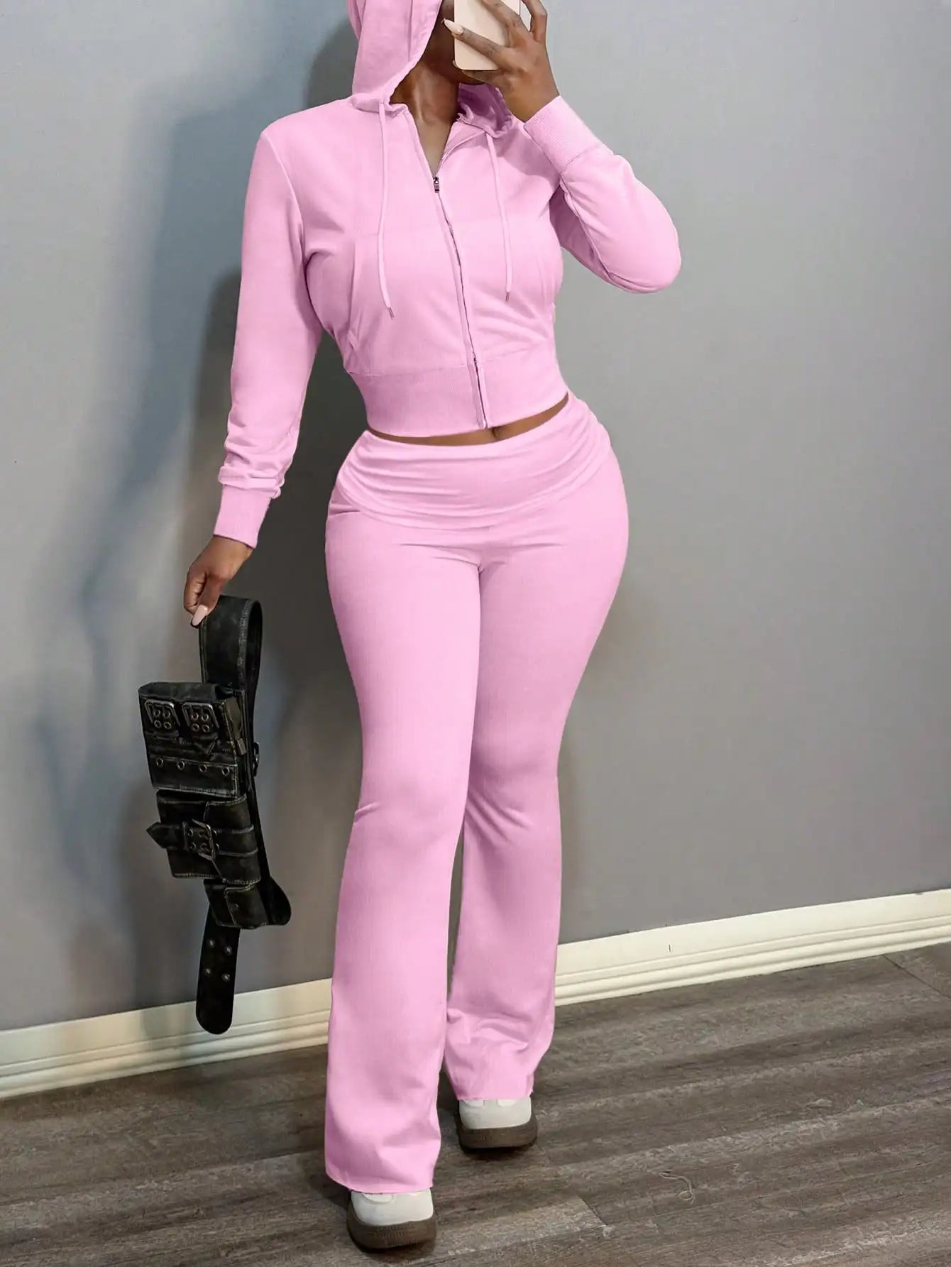 Pinkfarbener Damen 2-teiliger Kapuzen-Crop-Top & ausgestellte Hose Set, lässiges Sport-Outfit für den Herbst