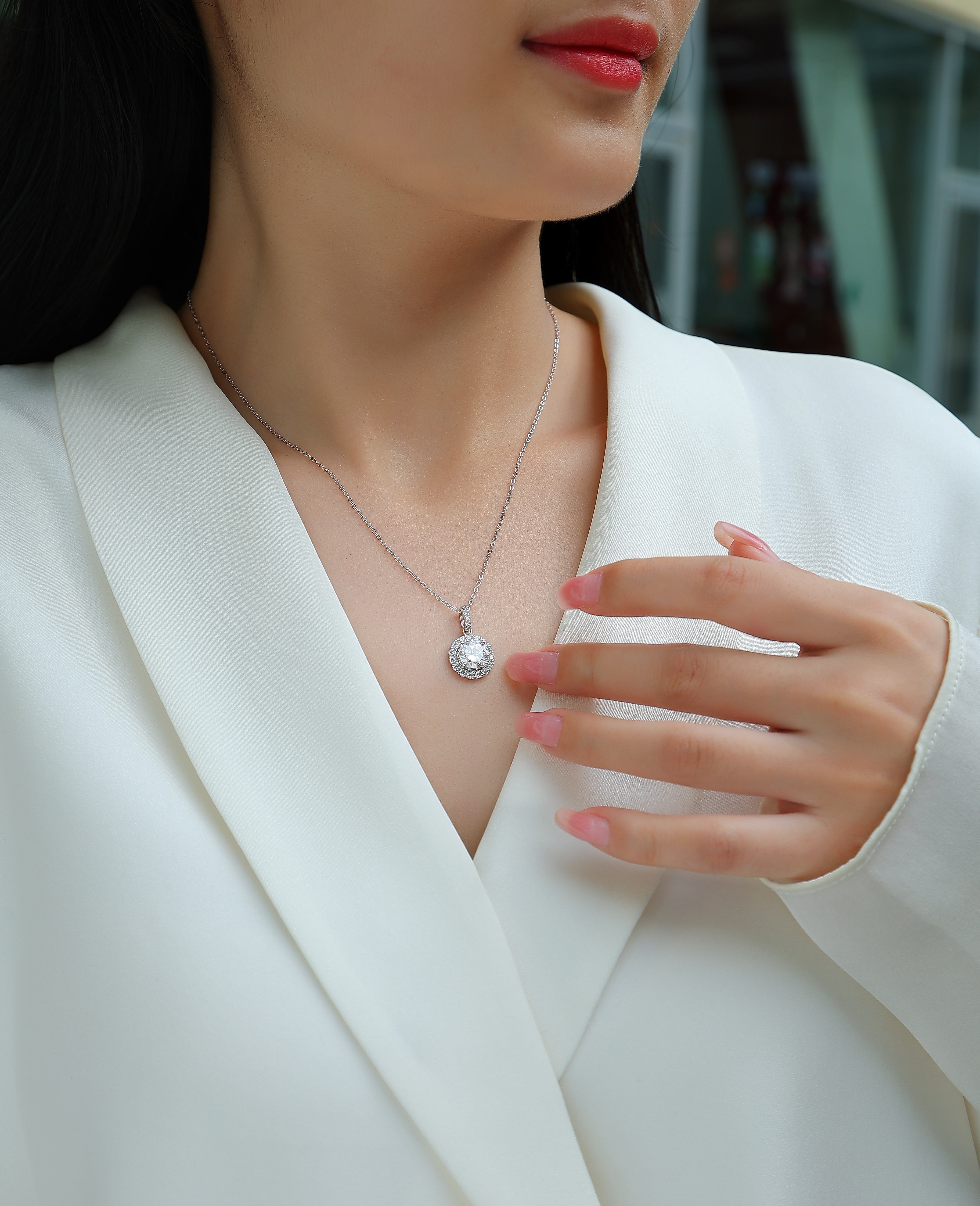 1Dandelion - A Fashionable And Luxurious Diamond Jewelry Pendant Set With 2-carat Moissan Diamonds, S925 Sterling Silver And Platinum Plating Prohibit TikTok sales