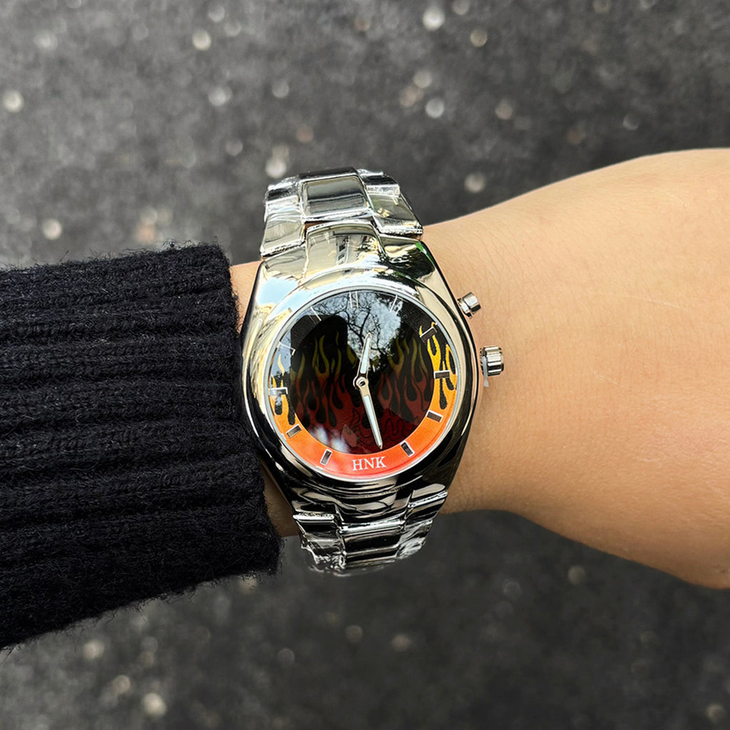 Y2K-inspirierte Kreative Dynamische Flammen-Herrenuhr